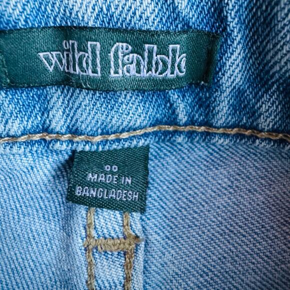 Wild Fable Womens Super High Rise Distressed Mom Medium Wash Cotton Jeans Small - Picture 10 of 13